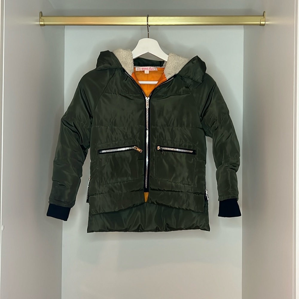 Beautiful kids Ci Sono spring / autumn jacket with lined Sherpa hood.